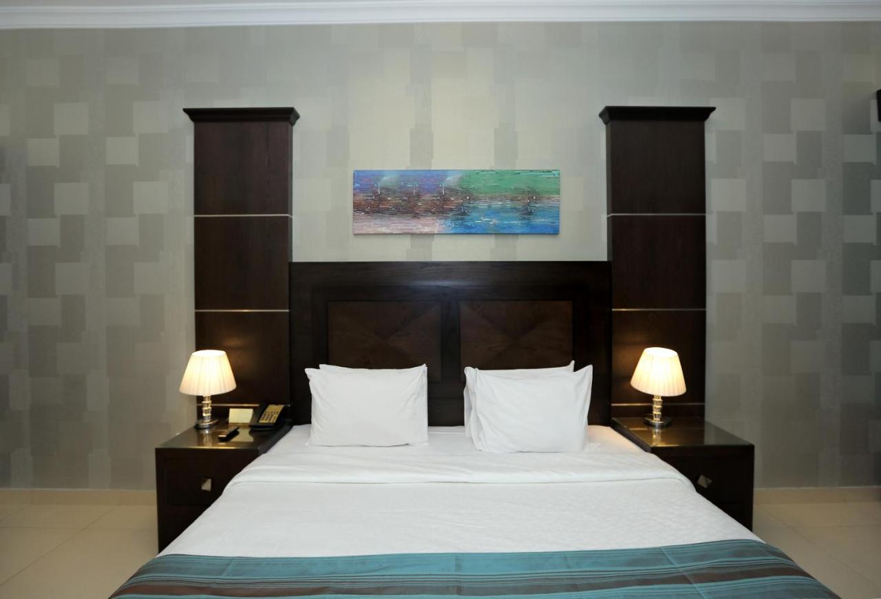 Ivory Grand Hotel Apartamentos Dubái Exterior foto